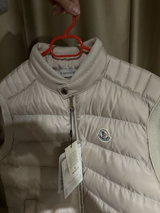 Мъжки елек Moncler
