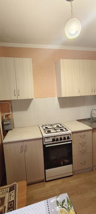 Диван и кухня дешево