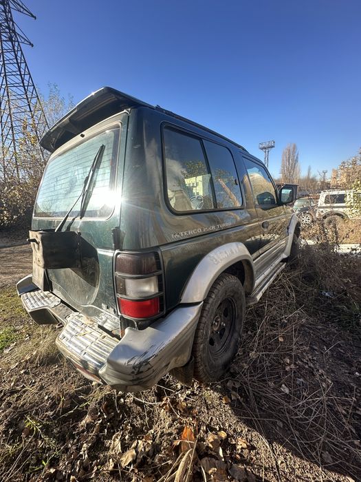 Паджеро 2.5 на части