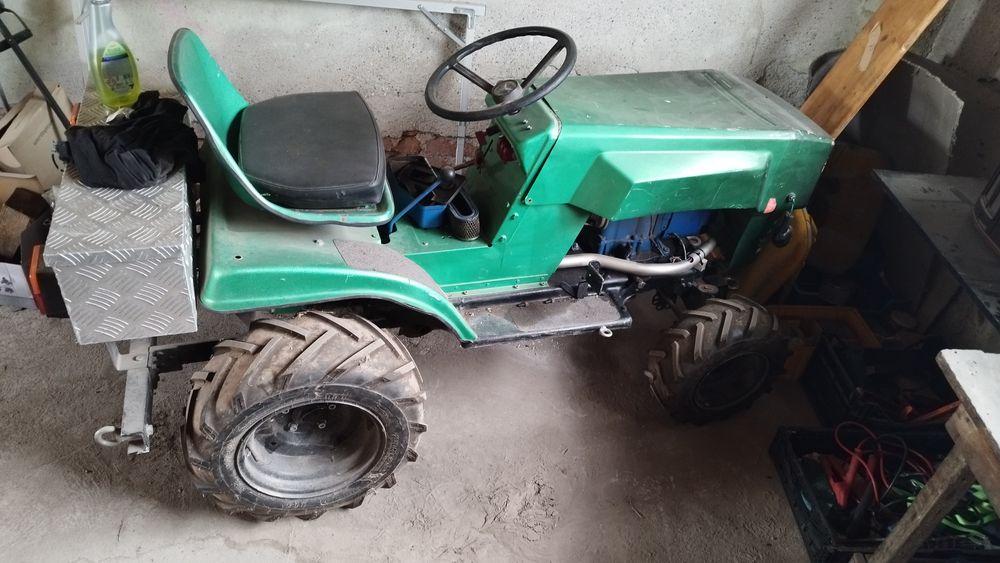 Трактор 2700 спешно