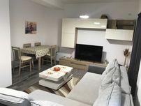 Proprietar, inchiriez apartament cu 3 camere in bloc nou-zona Soarelui