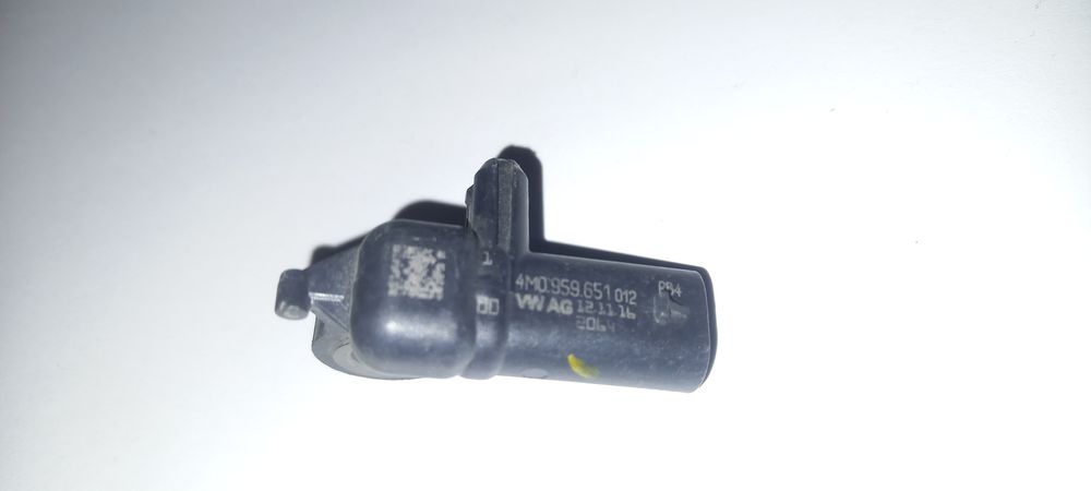 Senzor airbag audi  Q7 a4 a5 A6 A8 c7 4g 4h0959651