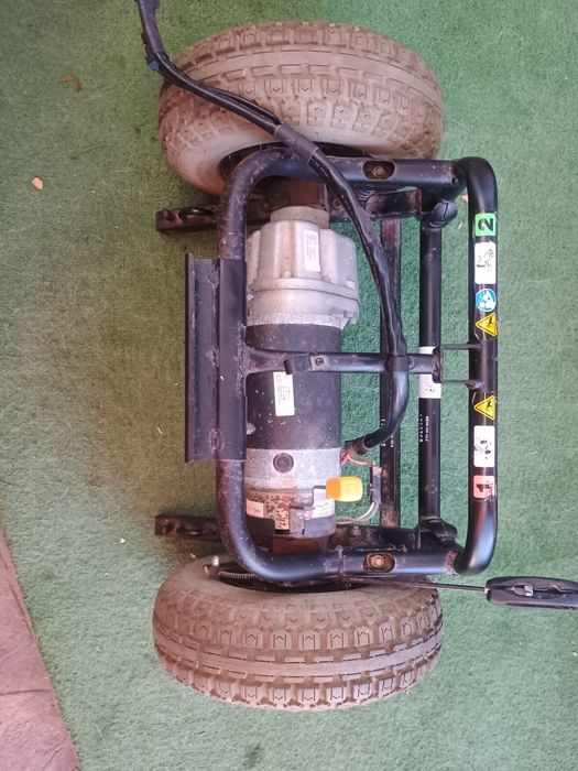 Punte cu diferențial și motor electric 24V