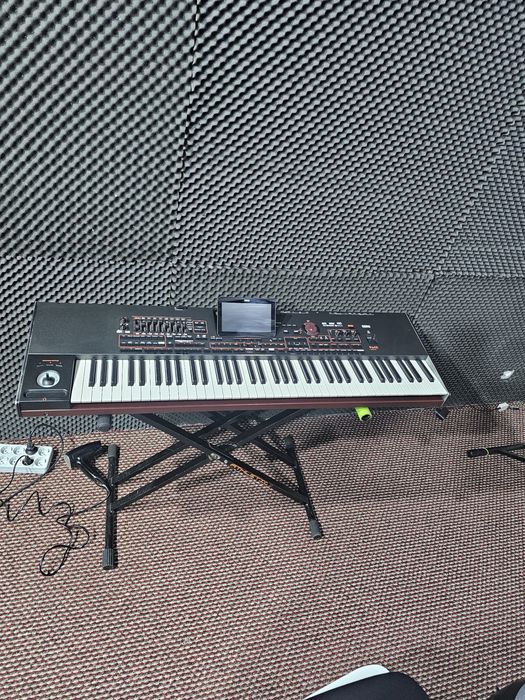 Vând Korgpa4x oriental