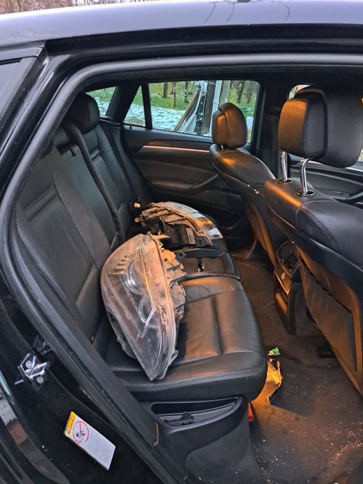 Dezmembrez x6 2008 3.0d 245cp 286cp