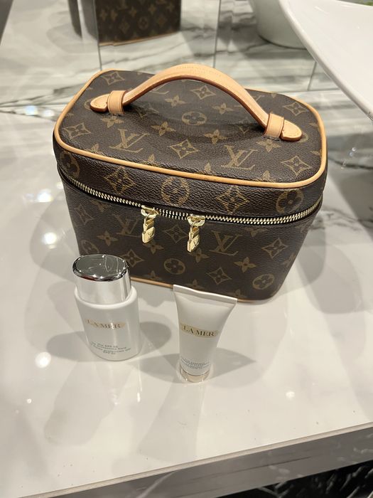 Чанта несесер LV