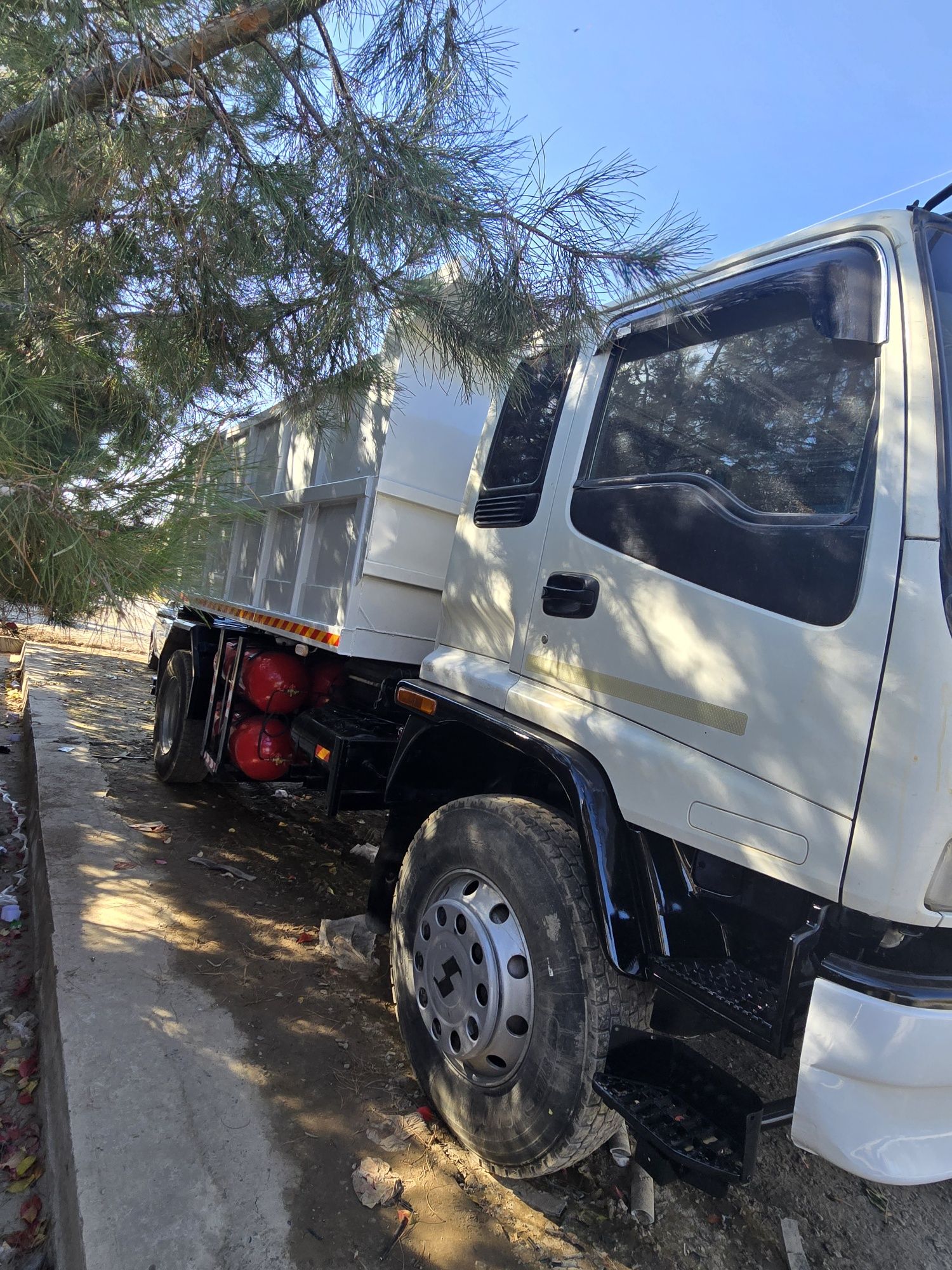 ISUZU FVR 33 GLD sotiladi