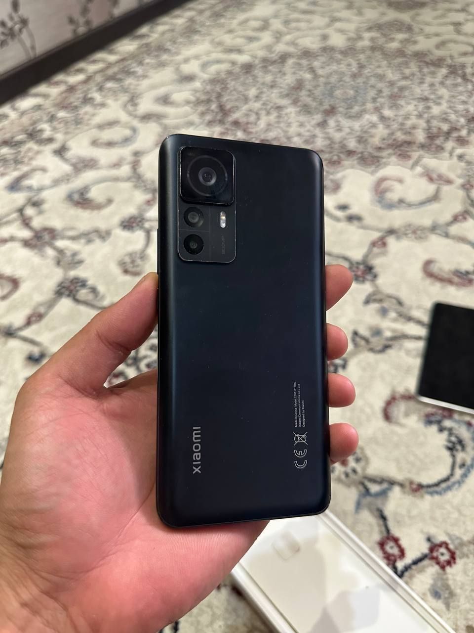 Xiaomi 12 t pro im 12/256 im otgan holati chotki