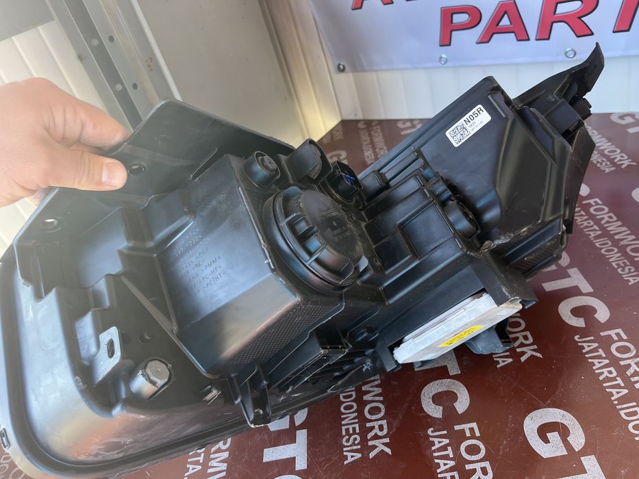 Ляв и десен фар Hyundai Ioniq 5 2022-