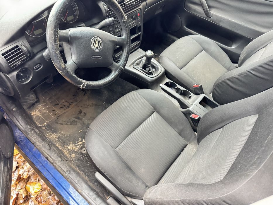 VW Pasat 5.5 на части 1.6 бензин