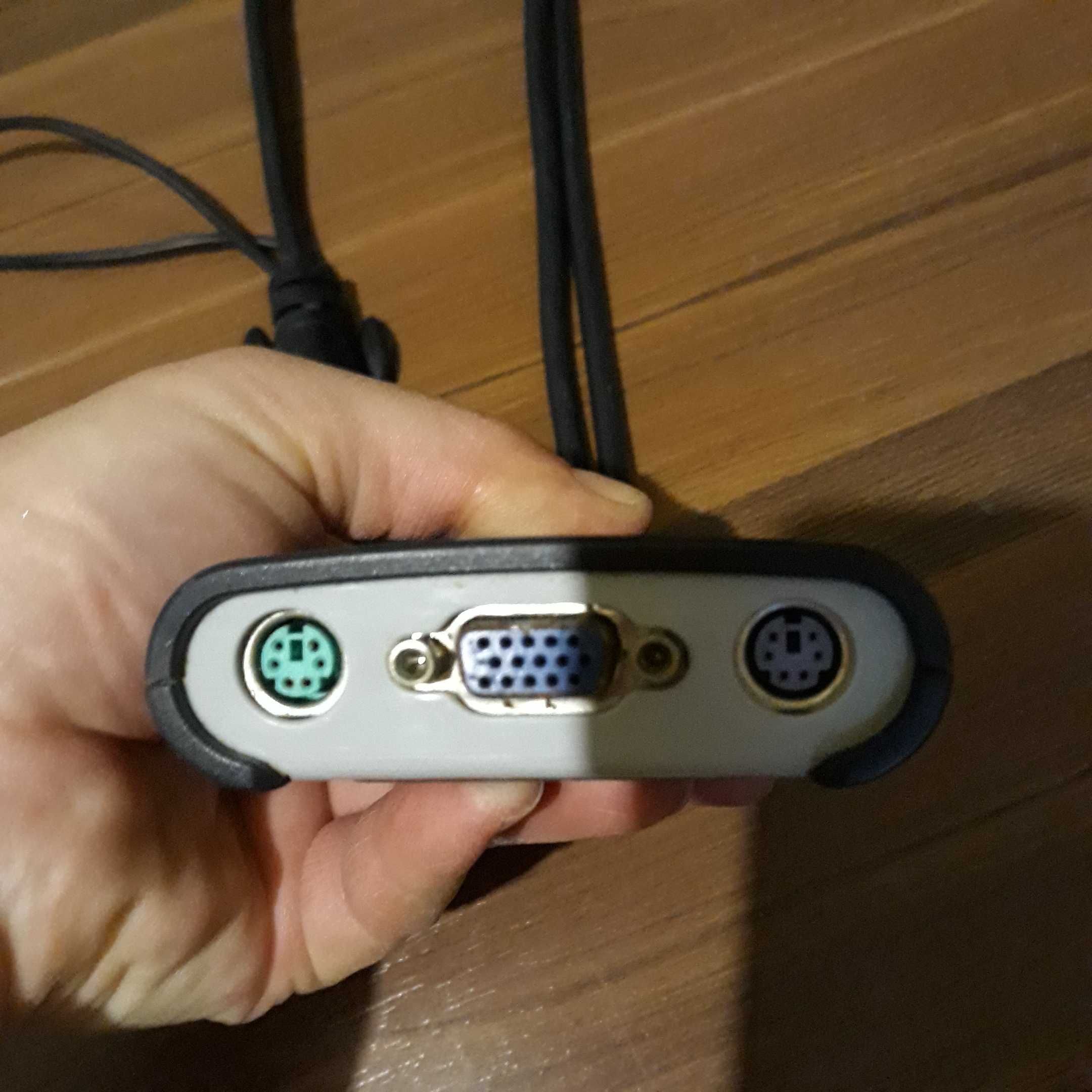 Spliter VGA 2 porturi KVM 2.60 metri Belkin