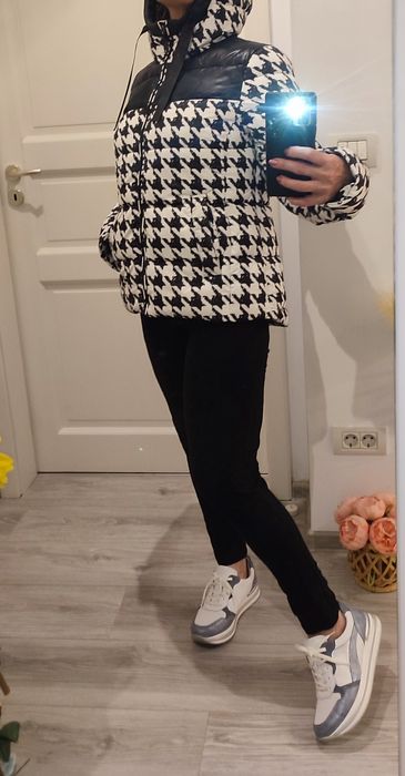 Geacuta schi, snowboard, model actual si deosebit, cu eticheta, S