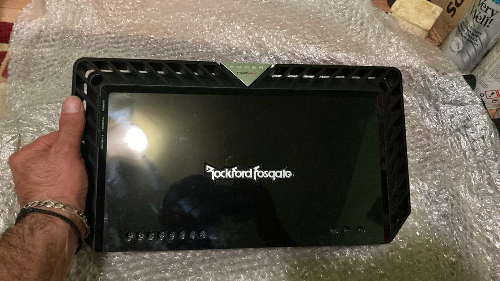 Rockford Fosgate 1000.4ad