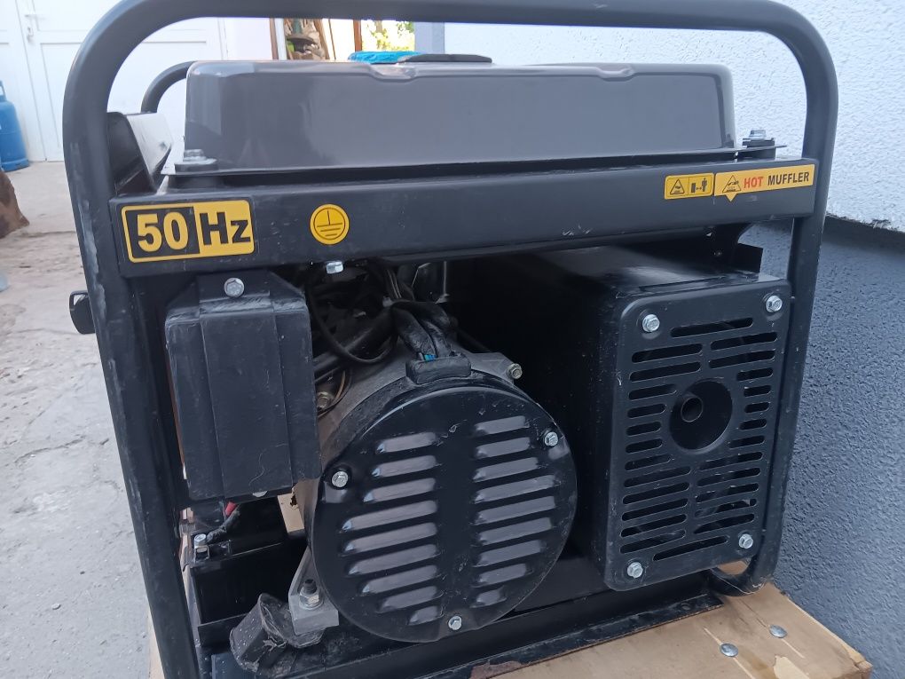 Generator Kipor, trifazic,nou