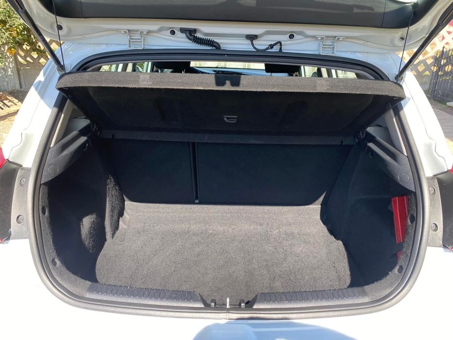 Se vinde Kia Ceed 1.4 , an 2016 manuală ,  economică și întreținută