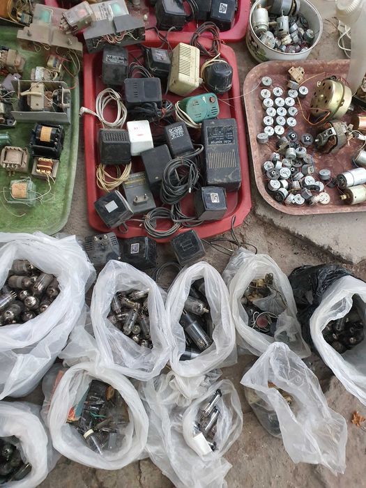 Трансформаторы Моторчики Радиолампы и др.