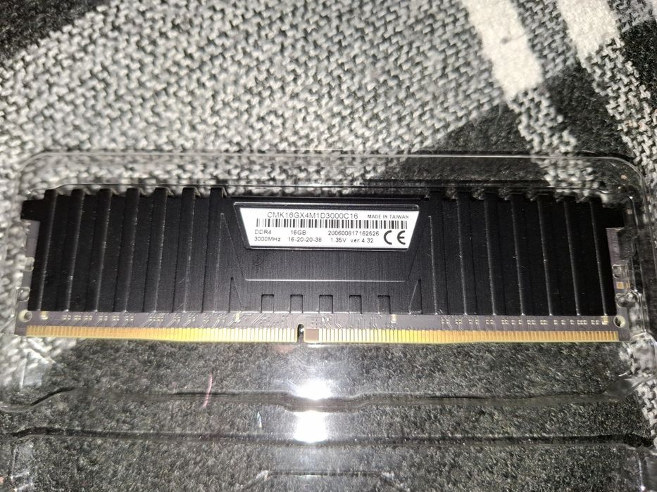 Corsair Vengeance LPX 16GB DDR4 3000MHz
