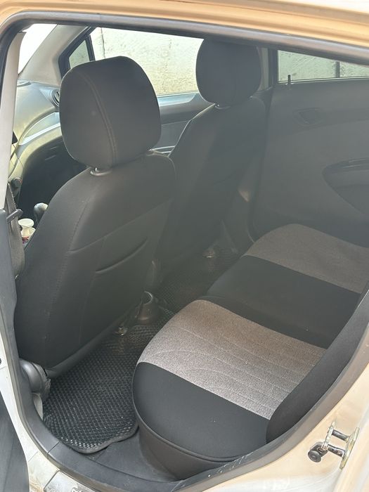 Spark 2014. Kandyori bor