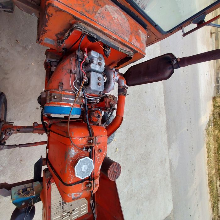 T25 traktori sotiladi pat pat