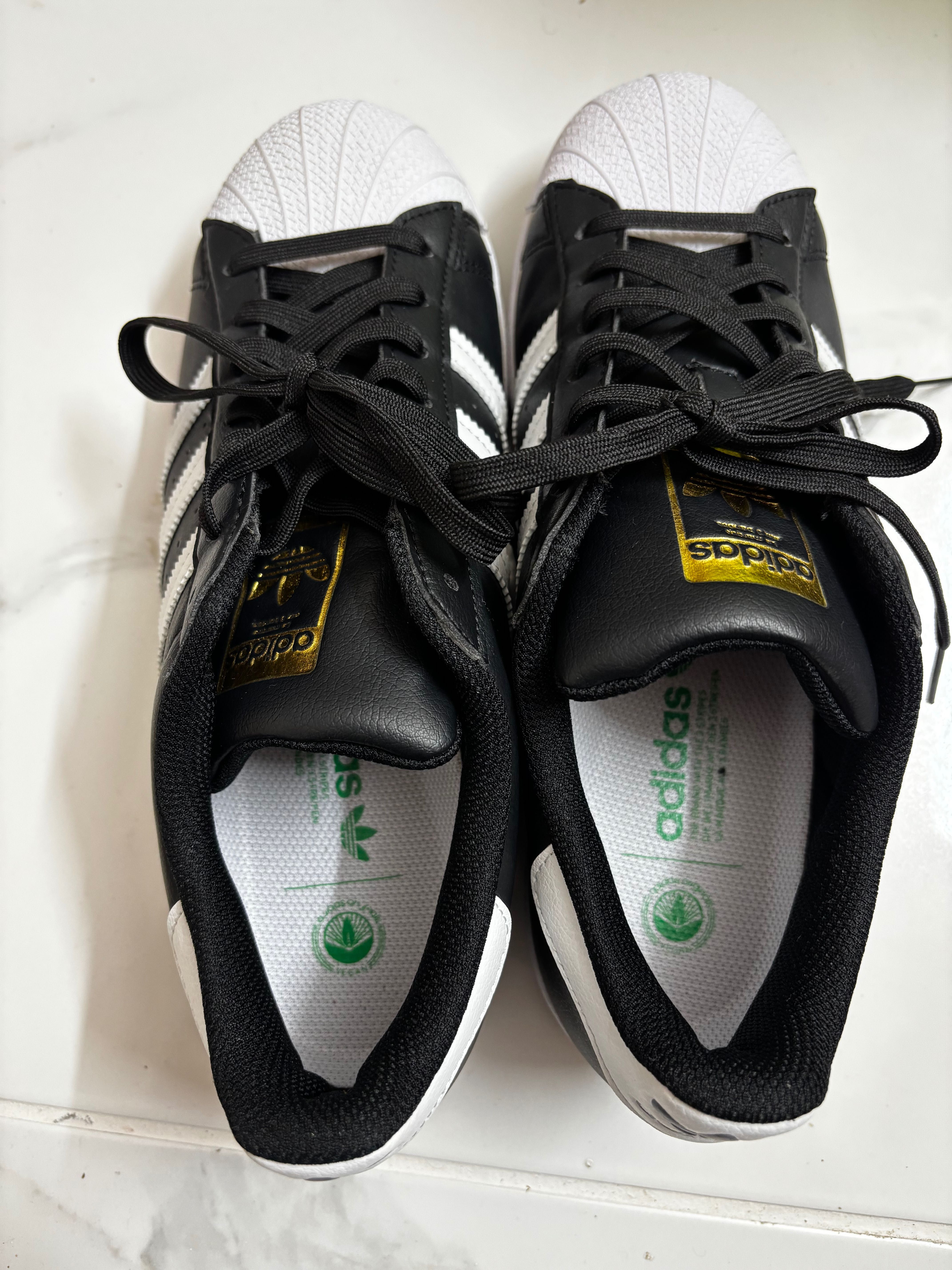 Обувки Adidas Superstar