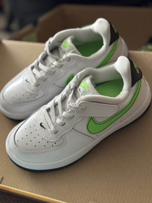 Adidasi de baieti , Nike