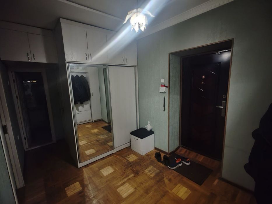 Продается квартира Дархан спецплан 4/2/4