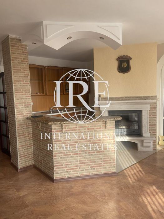 Продава се Четиристаен апартамент в Варна, Бриз - 194 кв.м за 2155 €/кв.м - Снимка #11