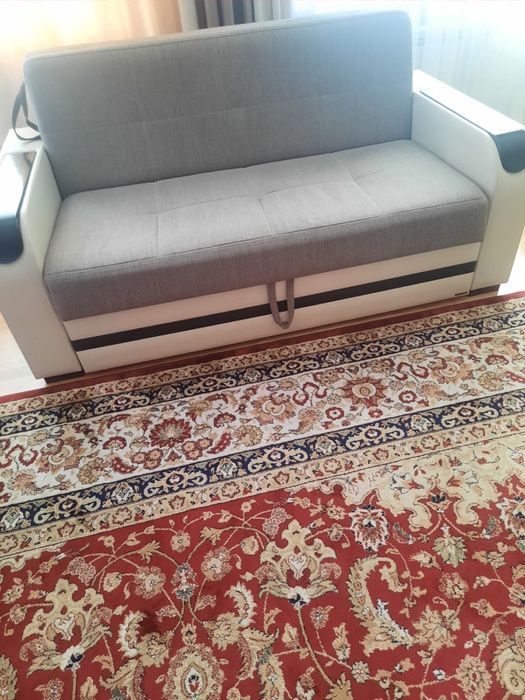 Диван-трансформер в отличном состоянии