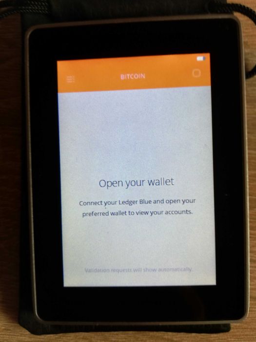 Ledger Blue крипто портфейл