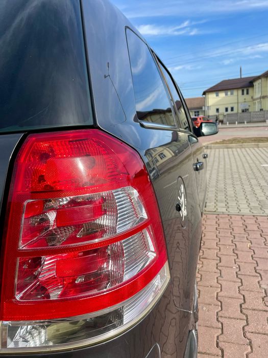 Opel zafira 2011