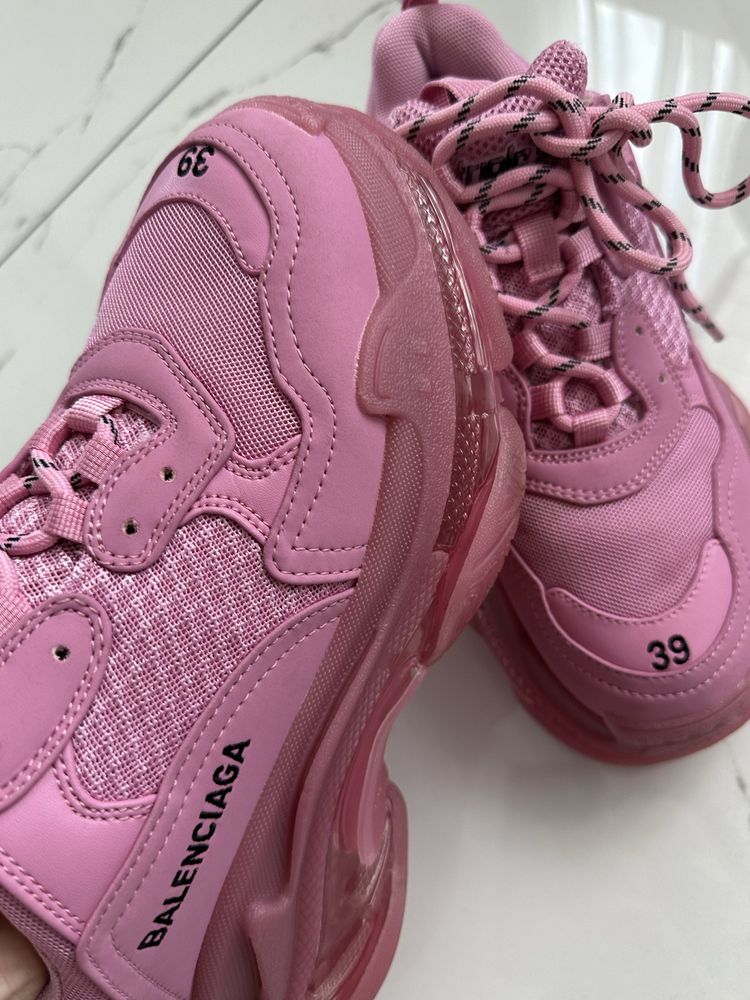 Налични Розови Balenciaga