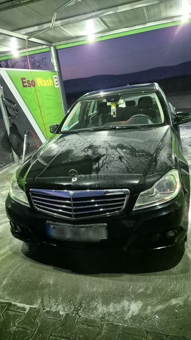 Mercedes C Class 200 BlueEFICIENTY( vând sau schimb cu lemn)
