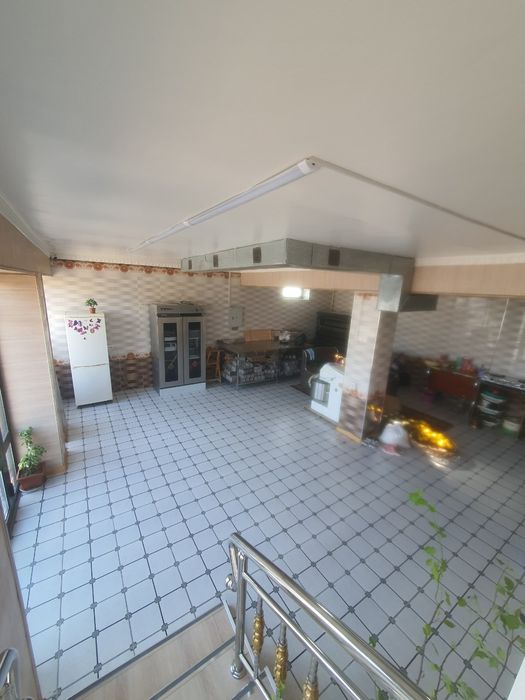 Uy sotiladi ajoyib holatda