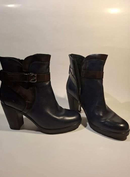 Ghete-botine din piele