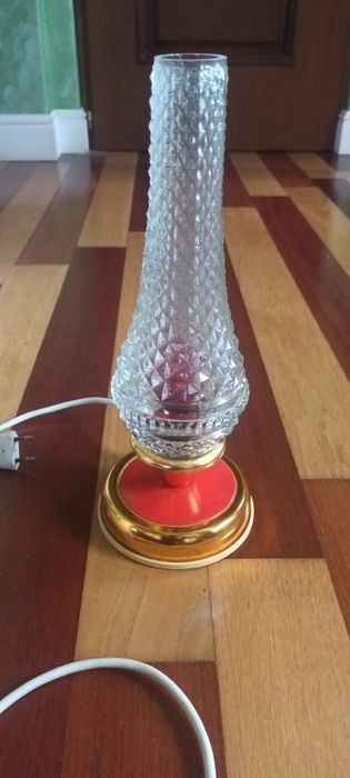 Veioza veche funcțională