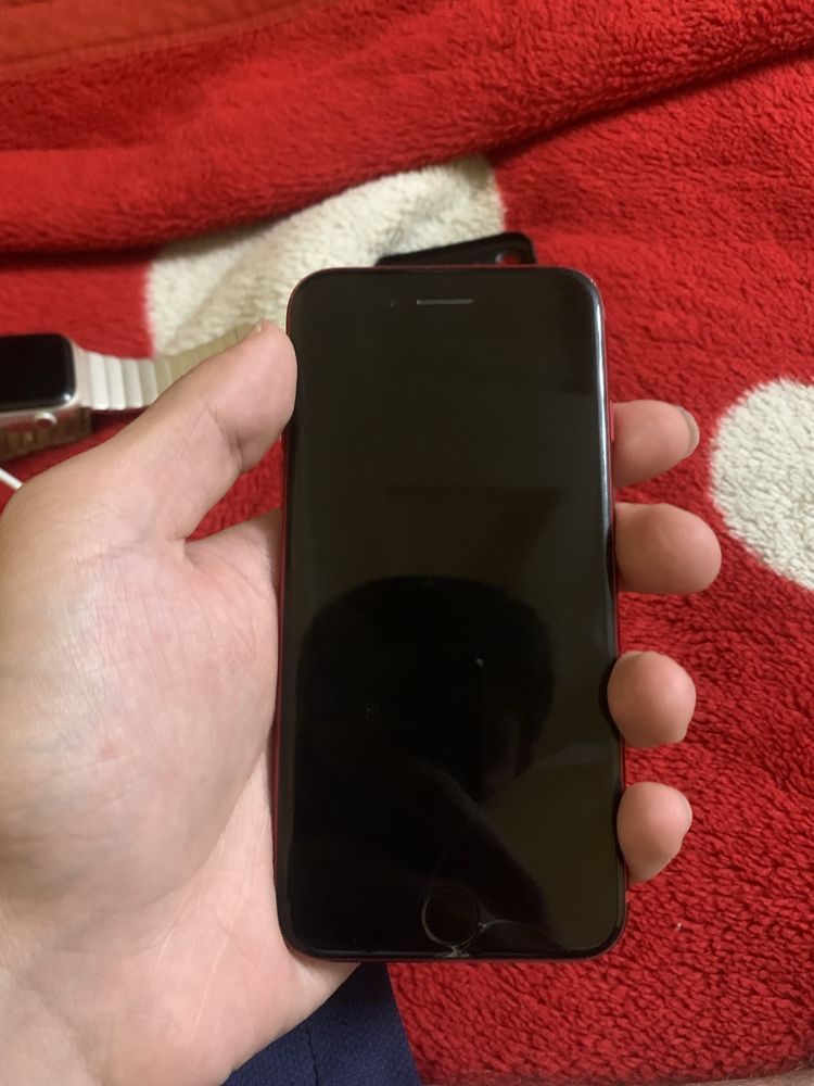 iPhone se 2020 red 64