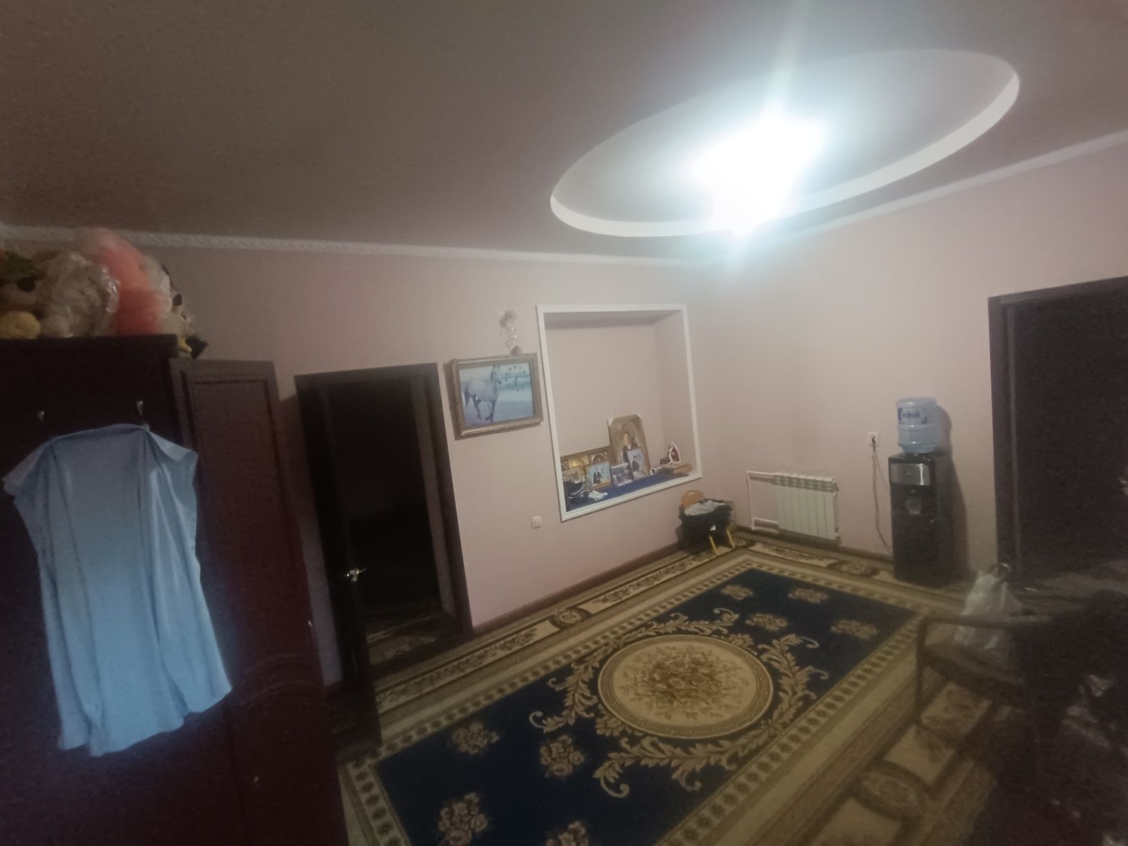 Uchastka sotiladi 4.5 sotx 6 xona
