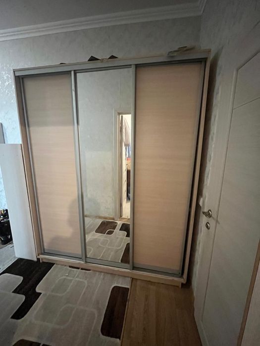 Продам шкаф купе в хорошем состоянии