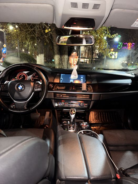 Vând BMW 525D (F10)– 2993 cm3, Automată, 204 CP – Întreținut Impecabil