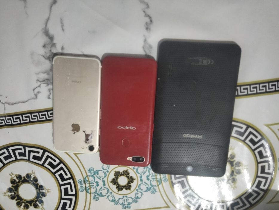 Продам телефоны и планшет