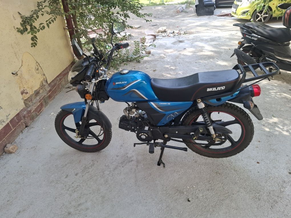 Mototsikl ( Moped)