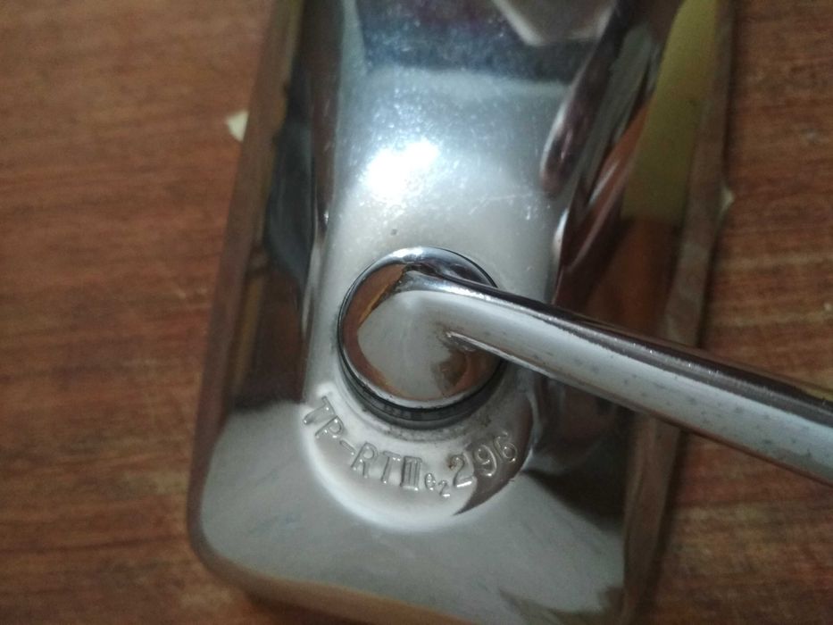 Автозапчасть. Ваз 2103-06. Боковое зеркало наружное.