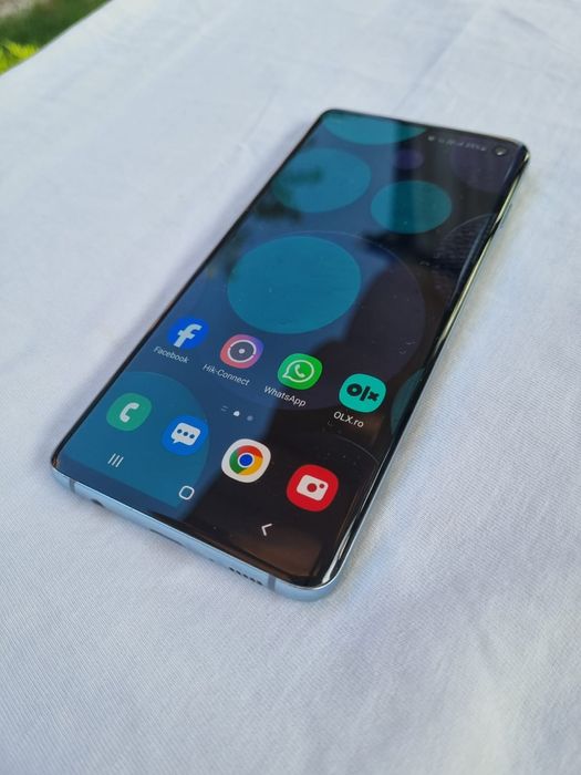 Vand / Schimb  Samsung Galaxy S10 impecabil