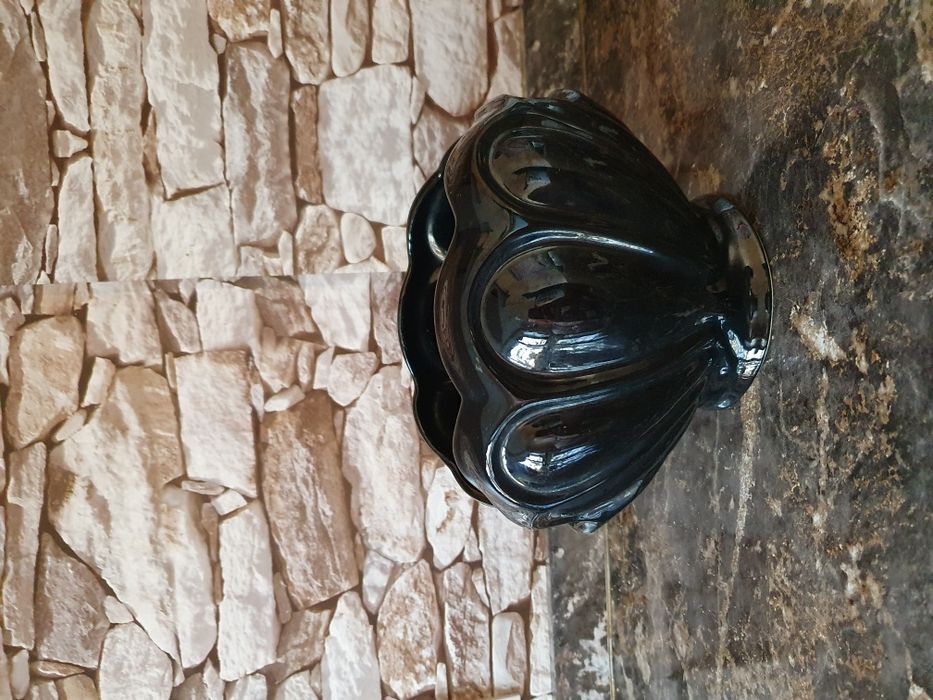 Продам  вазочку .