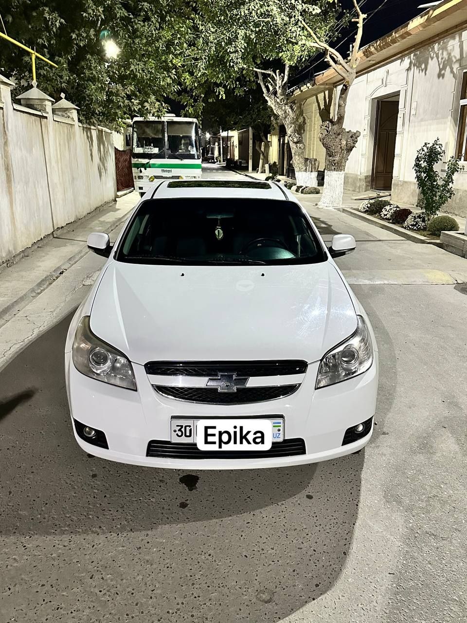 Epika sotiladi 2011