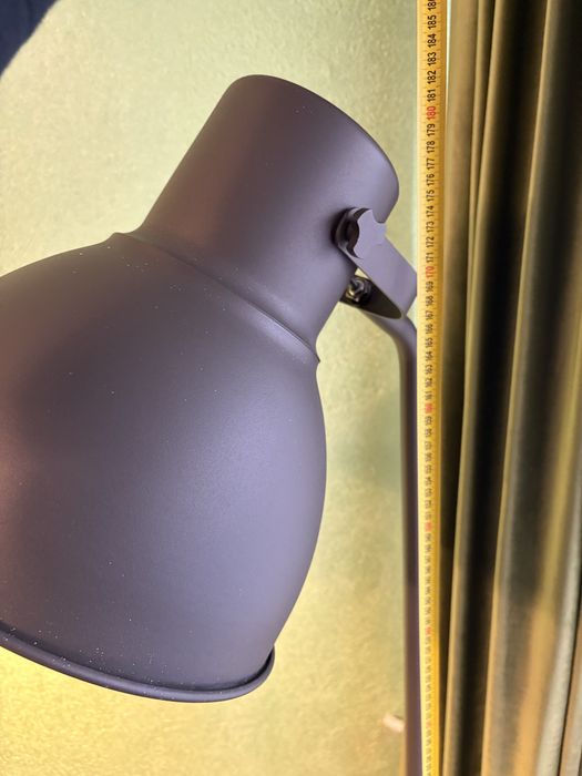 Vand lampadar HEKTAR, gri închis aproape nou