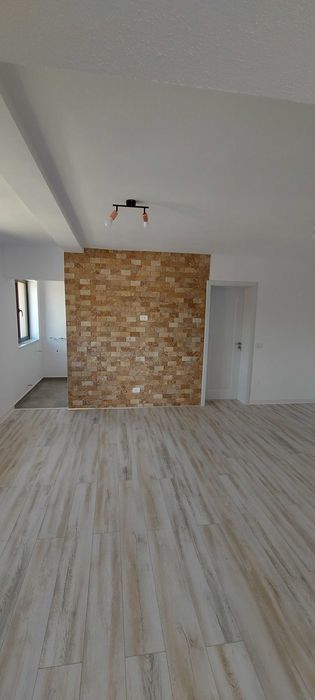 Spațiu comercial nou, 50 mp, parcare proprie inclusă