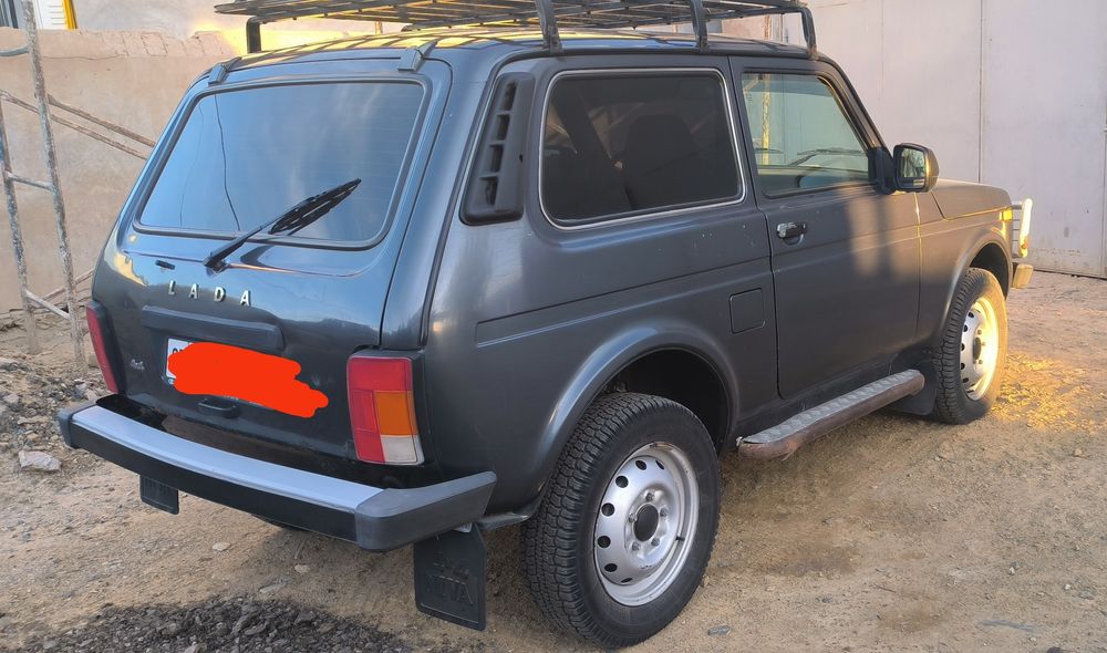 Нива 21214 в Нукус