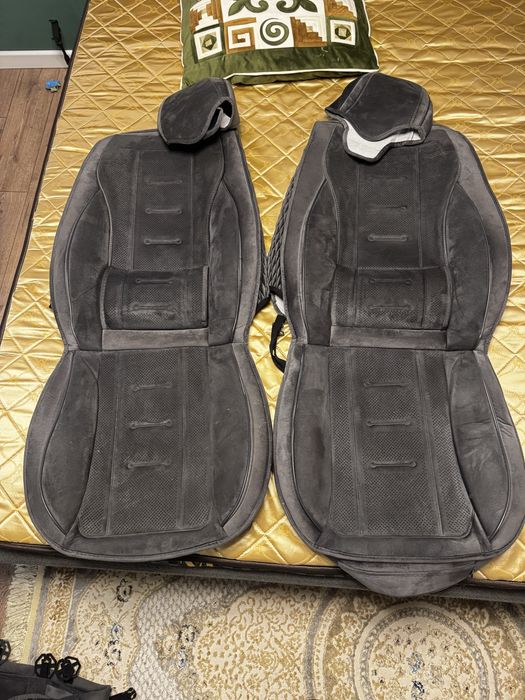 Чехол на авто универсальный серого цвета