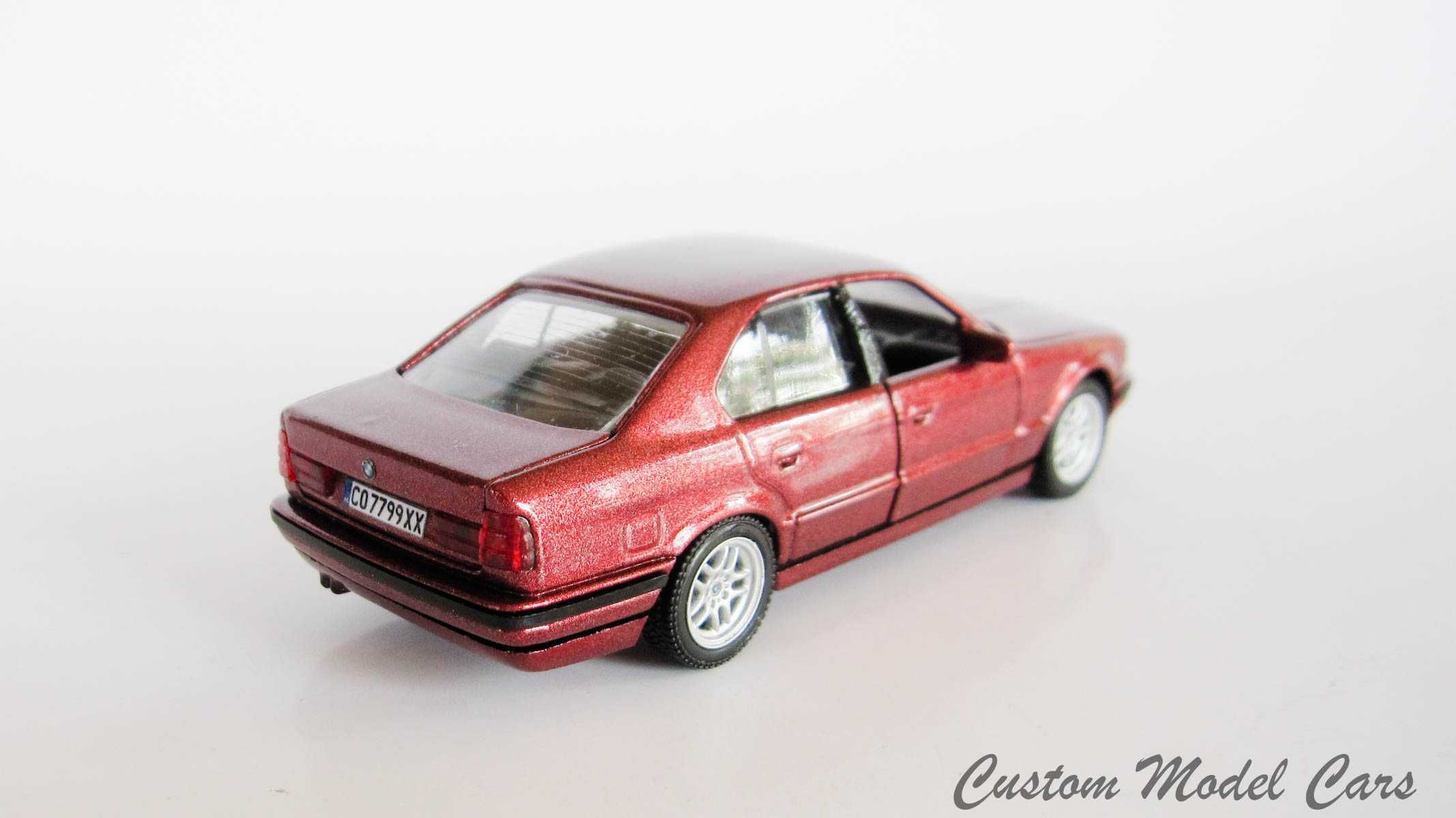 Умалени модели на BMW 5 E39 & E34 520, 530 комби 1/43 diecast макет